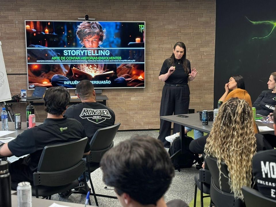 Treinamento de storytelling para equipe Monster