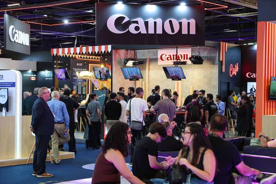 Área de experiências da Canon na SET Expo